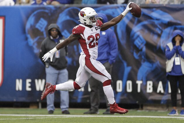 Arizona Cardinals' Chase Edmonds runs the ball for a touchdown during the first half of an NFL football game against the New York Giants, Sunday, Oct. 20, 2019, in East Rutherford, N.J. (AP Photo/Adam Hunger)