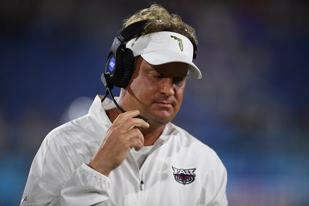 BOCA RATON, FLORIDA - OCTOBER 12: Head Coach Lane Kiffin of the Florida Atlantic Owls coaching against the Middle Tennessee Blue Raiders in the second half at FAU Stadium on October 12, 2019 in Boca Raton, Florida. (Photo by Mark Brown/Getty Images)