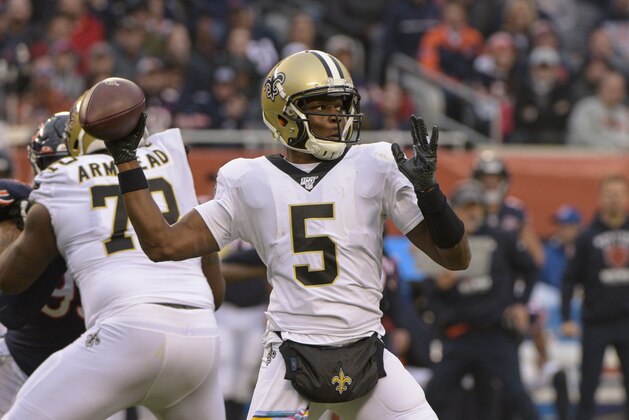 New Orleans Saints quarterback Teddy Bridgewater (5) throws against the Chicago Bears during the first half of an NFL football game in Chicago, Sunday, Oct. 20, 2019. (AP Photo/Mark Black)
