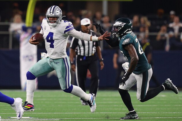 ARLINGTON, TEXAS - OCTOBER 20: Dak Prescott #4 of the Dallas Cowboys is pursued by Malcolm Jenkins #27 of the Philadelphia Eagles at AT&T Stadium on October 20, 2019 in Arlington, Texas. (Photo by Richard Rodriguez/Getty Images)