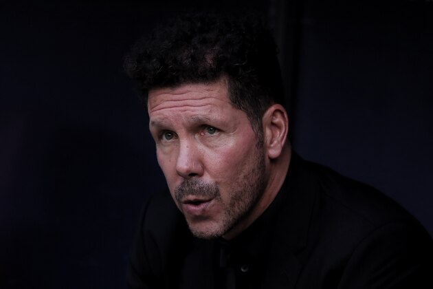 MADRID, SPAIN - OCTOBER 19: Head coach Diego Pablo Simeonex of Atletico de Madrid reacts from the bench prior to start the Liga match between Club Atletico de Madrid and Valencia CF at Wanda Metropolitano on October 19, 2019 in Madrid, Spain. (Photo by Gonzalo Arroyo Moreno/Getty Images)