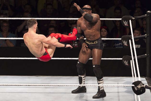 COLOGNE, GERMANY - NOVEMBER 07: Bobby Lashley  competes in the ring against Finn Balor during  the WWE Live Show at Lanxess Arena on November 7, 2018 in Cologne, Germany. (Photo by Marc Pfitzenreuter/Getty Images)