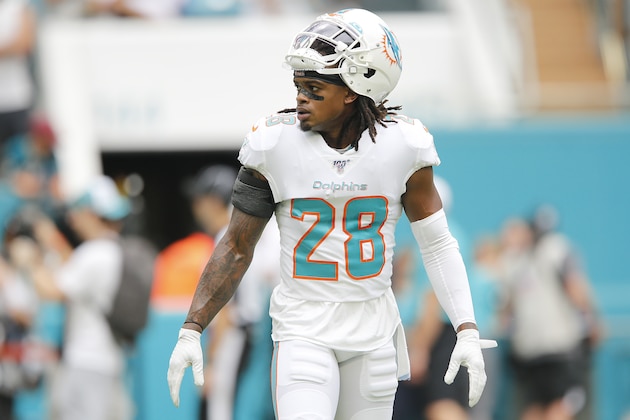 MIAMI, FLORIDA - OCTOBER 13:  Bobby McCain #28 of the Miami Dolphins looks on prior to the game between the Washington Redskins and the Miami Dolphins at Hard Rock Stadium on October 13, 2019 in Miami, Florida. (Photo by Michael Reaves/Getty Images)