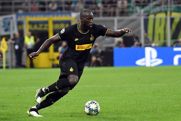 MILAN, ITALY - SEPTEMBER 17:  Romelu Lukaku of FC Internazionale in action during the UEFA Champions League group F match between FC Internazionale and Slavia Praha at Giuseppe Meazza Stadium on September 17, 2019 in Milan, Italy.  (Photo by Alessandro Sabattini/Getty Images)