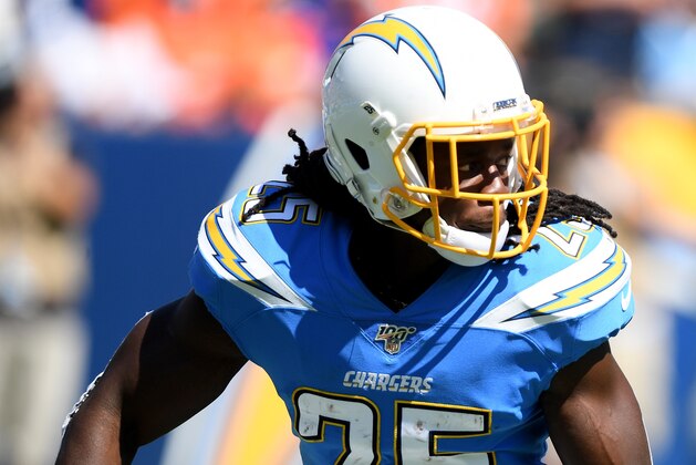 CARSON, CALIFORNIA - OCTOBER 06:  Melvin Gordon #25 of the Los Angeles Chargers comes out of the backfield during a 20-13 loss to the Denver Broncos at Dignity Health Sports Park on October 06, 2019 in Carson, California. (Photo by Harry How/Getty Images)
