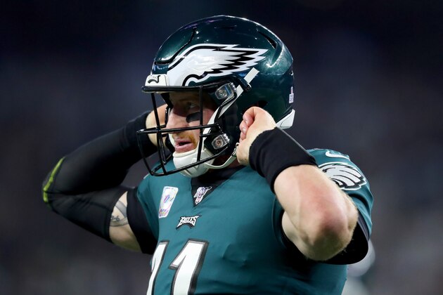 ARLINGTON, TEXAS - OCTOBER 20: Carson Wentz #11 of the Philadelphia Eagles reacts after fumbling the ball against the Dallas Cowboys in the second quarter at AT&T Stadium on October 20, 2019 in Arlington, Texas. (Photo by Tom Pennington/Getty Images)