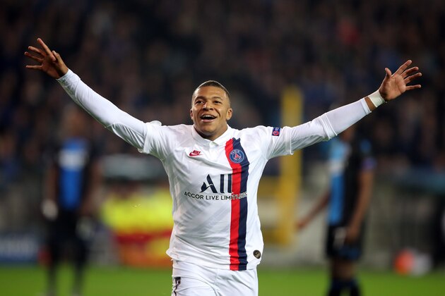 BRUGGE, BELGIUM - OCTOBER 22: Kylian Mbappe of Paris Saint-Germain celebrates scoring his hat-trick during the UEFA Champions League group A match between Club Brugge KV and Paris Saint-Germain at Jan Breydel Stadium on October 22, 2019 in Brugge, Belgium. (Photo by Marc Atkins/Getty Images)