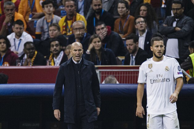 ISTANBUL, TURKEY - OCTOBER 22: Zinedine Zidane Head Coach of Real Madrid (L) reacts during the UEFA Champions League group A match between Galatasaray and Real Madrid at Turk Telekom Arena on October 22, 2019 in Istanbul, Turkey. (Photo by Ricardo Nogueira/Eurasia Sport Images/Getty Images)