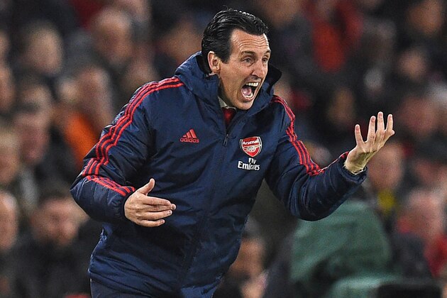 Arsenal's Spanish head coach Unai Emery gestures on the touchline during the English Premier League football match between Sheffield United and Arsenal at Bramall Lane in Sheffield, northern England on October 21, 2019. (Photo by Oli SCARFF / AFP) / RESTRICTED TO EDITORIAL USE. No use with unauthorized audio, video, data, fixture lists, club/league logos or 'live' services. Online in-match use limited to 120 images. An additional 40 images may be used in extra time. No video emulation. Social media in-match use limited to 120 images. An additional 40 images may be used in extra time. No use in betting publications, games or single club/league/player publications. /  (Photo by OLI SCARFF/AFP via Getty Images)