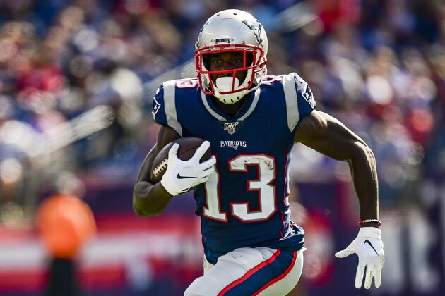 FOXBOROUGH, MA - SEPTEMBER 22: Phillip Dorsett #13 of the New England Patriots carries the ball during the third quarter of a game against the New York Jets at Gillette Stadium on September 22, 2019 in Foxborough, Massachusetts. (Photo by Billie Weiss/Getty Images) FOXBOROUGH, MA - SEPTEMBER 22: Phillip Dorsett #13 of the New England Patriots carries the ball during the third quarter of a game against the New York Jets at Gillette Stadium on September 22, 2019 in Foxborough, Massachusetts. (Photo by Billie Weiss/Getty Images)