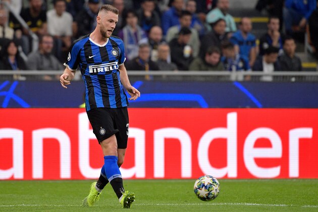 MILAN, ITALY - OCTOBER 23: Milan Skriniar of FC Internazionale Milano  during the UEFA Champions League  match between Internazionale v Borussia Dortmund at the San Siro on October 23, 2019 in Milan Italy (Photo by Mattia Ozbot/Soccrates/Getty Images)