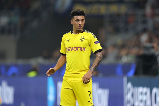 MILAN, ITALY - OCTOBER 23: Jadon Sancho of Borussia Dortmund during the UEFA Champions League group F match between FC Internazionale and Borussia Dortmund at Giuseppe Meazza Stadium on October 23, 2019 in Milan, Italy. (Photo by Matthew Ashton - AMA/Getty Images)