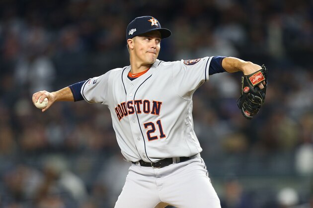 NEW YORK, NEW YORK - OCTOBER 17: Zack Greinke #21 of the Houston Astros in action against the New York Yankees in game four of the American League Championship Series at Yankee Stadium on October 17, 2019 in New York City. Houston Astros defeated the New York Yankees 8-3. (Photo by Mike Stobe/Getty Images)