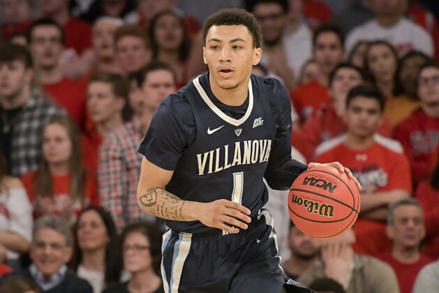 NEW YORK, NY - FEBRUARY 17:  Jahvon Quinerly #1 of the Villanova Wildcats dribbles the ball against the St. John's Red Storm at Madison Square Garden on February 17, 2019 in New York City. (Photo by Porter Binks/Getty Images)