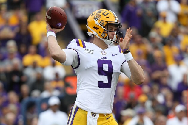 BATON ROUGE, LOUISIANA - OCTOBER 26: Quarterback Joe Burrow #9 of the LSU Tigers in action against the Auburn Tigers at Tiger Stadium on October 26, 2019 in Baton Rouge, Louisiana. (Photo by Chris Graythen/Getty Images)