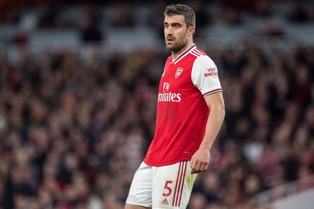 LONDON, ENGLAND - OCTOBER 27: Sokratis Papastathopoulos of Arsenal FC looks on during the Premier League match between Arsenal FC and Crystal Palace at Emirates Stadium on October 27, 2019 in London, United Kingdom. (Photo by Sebastian Frej/MB Media/Getty Images)