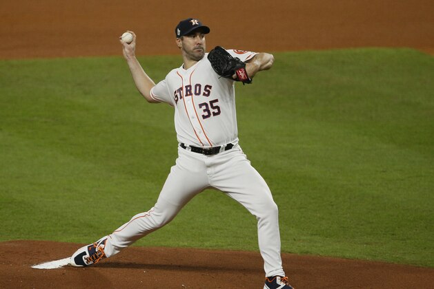 HOUSTON, TEXAS - OCTOBER 23: Justin Verlander #35 of the Houston Astros pitches against the Washington Nationals in Game Two of the 2019 World Series at Minute Maid Park on October 23, 2019 in Houston, Texas. (Photo by Bob Levey/Getty Images)