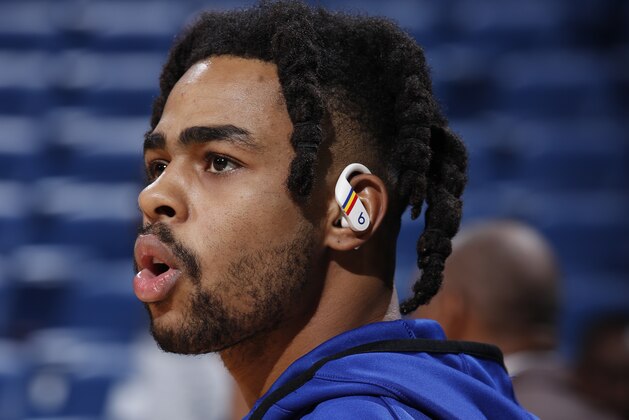 NEW OREANS, LA - OCTOBER 28: D'Angelo Russell #0 of the Golden State Warriors warms up before the game against the New Orleans Pelicans on October 28, 2019 at the Smoothie King Center in New Orleans, Louisiana. NOTE TO USER: User expressly acknowledges and agrees that, by downloading and or using this Photograph, user is consenting to the terms and conditions of the Getty Images License Agreement. Mandatory Copyright Notice: Copyright 2019 NBAE (Photo by Jeff Haynes/NBAE via Getty Images) NEW OREANS, LA - OCTOBER 28: D'Angelo Russell #0 of the Golden State Warriors warms up before the game against the New Orleans Pelicans on October 28, 2019 at the Smoothie King Center in New Orleans, Louisiana. NOTE TO USER: User expressly acknowledges and agrees that, by downloading and or using this Photograph, user is consenting to the terms and conditions of the Getty Images License Agreement. Mandatory Copyright Notice: Copyright 2019 NBAE (Photo by Jeff Haynes/NBAE via Getty Images)