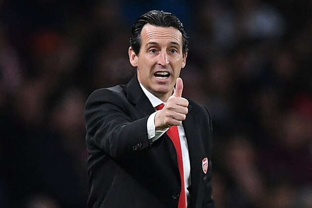 Arsenal's Spanish head coach Unai Emery gestures on the touchline during the English Premier League football match between Arsenal and Crystal Palace at the Emirates Stadium in London on October 27, 2019. (Photo by DANIEL LEAL-OLIVAS / AFP) / RESTRICTED TO EDITORIAL USE. No use with unauthorized audio, video, data, fixture lists, club/league logos or 'live' services. Online in-match use limited to 120 images. An additional 40 images may be used in extra time. No video emulation. Social media in-match use limited to 120 images. An additional 40 images may be used in extra time. No use in betting publications, games or single club/league/player publications. /  (Photo by DANIEL LEAL-OLIVAS/AFP via Getty Images)
