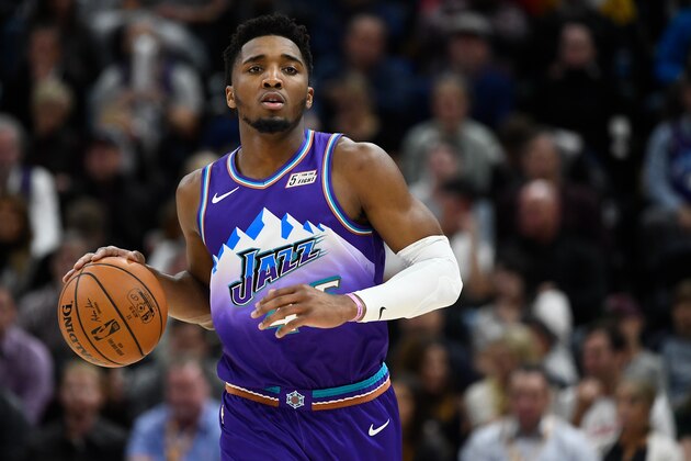 SALT LAKE CITY, UT - OCTOBER 30: Donovan Mitchell #45 of the Utah Jazz in action during a game against the LA Clippers at Vivint Smart Home Arena on October 30, 2019 in Salt Lake City, Utah. NOTE TO USER: User expressly acknowledges and agrees that, by downloading and or using this photograph, User is consenting to the terms and conditions of the Getty Images License Agreement.  (Photo by Alex Goodlett/Getty Images)