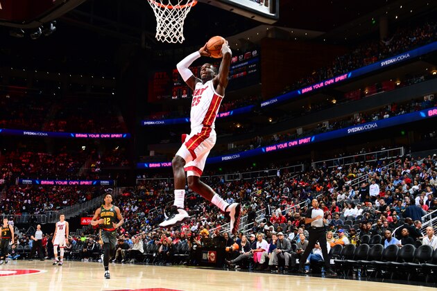 ATLANTA, GA - OCTOBER 31: Kendrick Nunn #25 of the Miami Heat dunks the ball against the Atlanta Hawks on October 31, 2019 at State Farm Arena in Atlanta, Georgia.  NOTE TO USER: User expressly acknowledges and agrees that, by downloading and/or using this Photograph, user is consenting to the terms and conditions of the Getty Images License Agreement. Mandatory Copyright Notice: Copyright 2019 NBAE (Photo by Scott Cunningham/NBAE via Getty Images)