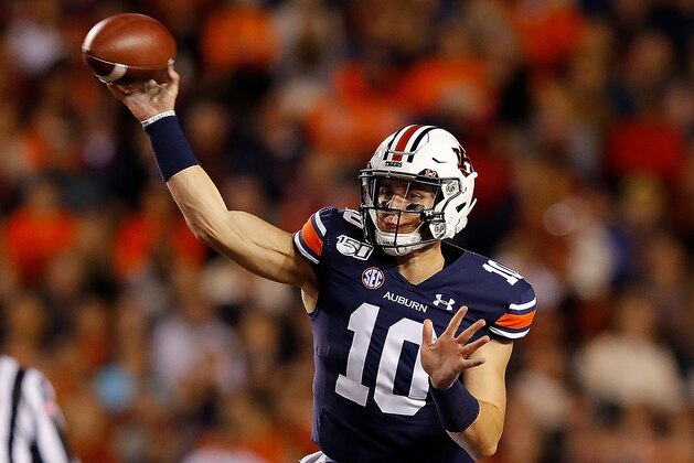 AUBURN, ALABAMA - NOVEMBER 02:  Bo Nix #10 of the Auburn Tigers passes against the Mississippi Rebels in the first half at Jordan-Hare Stadium on November 02, 2019 in Auburn, Alabama. (Photo by Kevin C. Cox/Getty Images)