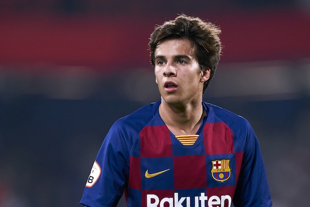 BARCELONA, SPAIN - OCTOBER 27: Riqui Puig of FC Barcelona B looks on during the Liga Segunda Division B at Estadi Johan Cruyff on October 27, 2019 in Barcelona, Spain. (Photo by Quality Sport Images/Getty Images) BARCELONA, SPAIN - OCTOBER 27: Riqui Puig of FC Barcelona B looks on during the Liga Segunda Division B at Estadi Johan Cruyff on October 27, 2019 in Barcelona, Spain. (Photo by Quality Sport Images/Getty Images)