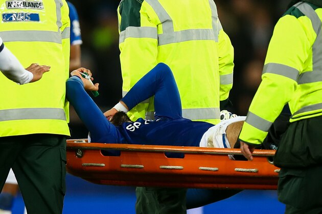 LIVERPOOL, ENGLAND - NOVEMBER 03: Andre Gomes of Everton is stretchered off with a potential ankle break injury during the Premier League match between Everton FC and Tottenham Hotspur at Goodison Park on November 3, 2019 in Liverpool, United Kingdom. (Photo by Robbie Jay Barratt - AMA/Getty Images)