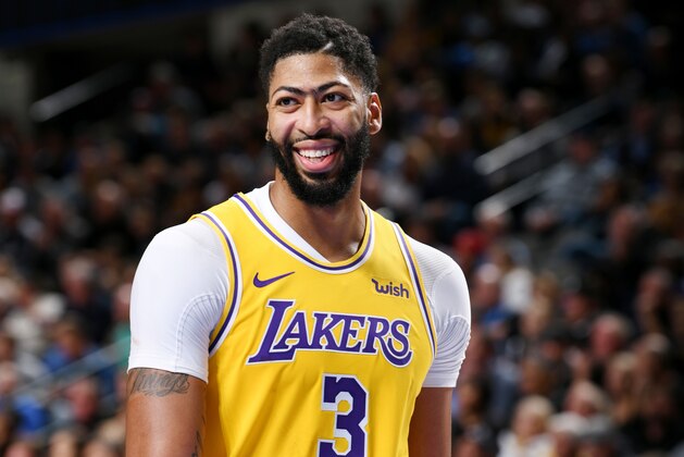 DALLAS, TX - NOVEMBER 1: Anthony Davis #3 of the Los Angeles Lakers looks on during the game against the Dallas Mavericks on November 1, 2019 at the American Airlines Center in Dallas, Texas. NOTE TO USER: User expressly acknowledges and agrees that, by downloading and or using this photograph, User is consenting to the terms and conditions of the Getty Images License Agreement. Mandatory Copyright Notice: Copyright 2019 NBAE (Photo by Glenn James/NBAE via Getty Images)