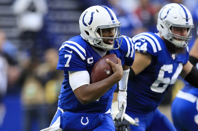 INDIANAPOLIS, INDIANA - OCTOBER 27:  Jacoby Brissett #7 of the Indianapolis Colts runs with the ball against the Denver Broncos at Lucas Oil Stadium on October 27, 2019 in Indianapolis, Indiana. (Photo by Andy Lyons/Getty Images)