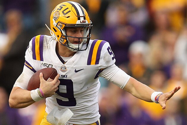 BATON ROUGE, LOUISIANA - OCTOBER 26: Quarterback Joe Burrow #9 of the LSU Tigers in action against the Auburn Tigers at Tiger Stadium on October 26, 2019 in Baton Rouge, Louisiana. (Photo by Chris Graythen/Getty Images)