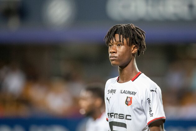 ROME, ITALY - OCTOBER 03: Eduardo Camavinga of Stade Rennes in action during the UEFA Europa League group E match between SS Lazio and Stade Rennes at Stadio Olimpico on October 03, 2019 in Rome, Italy. (Photo by Giampiero Sposito/Getty Images)