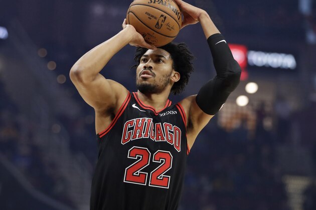 Chicago Bulls' Otto Porter Jr. shoots against the Cleveland Cavaliers in the first half of an NBA basketball game, Wednesday, Oct. 30, 2019, in Cleveland. (AP Photo/Tony Dejak)