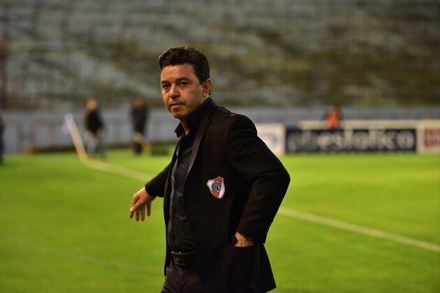 MAR DEL PLATA, ARGENTINA - NOVEMBER 02: Marcelo Gallardo, head coach of River Plate looks on during a match between Aldosivi and River Plate as part of Superliga Argentina 2019/20 at Estadio Jose Maria Minella on November 3, 2019 in Mar del Plata, Argentina. (Photo by Amilcar Orfali/Getty Images)