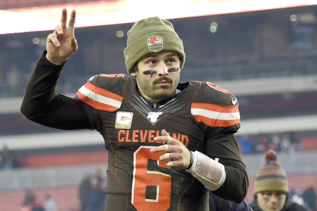 CLEVELAND, OHIO - NOVEMBER 10: Quarterback Baker Mayfield #6 of the Cleveland Browns celebrates as he runs off during the field after the Cleveland Browns defeated the Buffalo Bills at FirstEnergy Stadium on November 10, 2019 in Cleveland, Ohio. The Browns defeated the Bills 19-16. (Photo by Jason Miller/Getty Images)