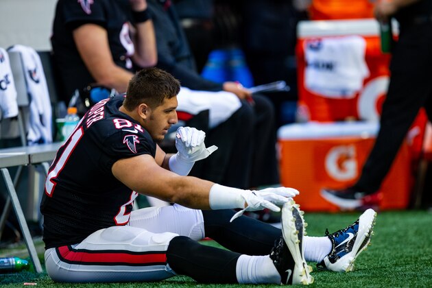 ATLANTA, GA - OCTOBER 27: Austin Hooper #81 of the Atlanta Falcons stretches during a game against the Seattle Seahawks at Mercedes-Benz Stadium on October 27, 2019 in Atlanta, Georgia. (Photo by Carmen Mandato/Getty Images)