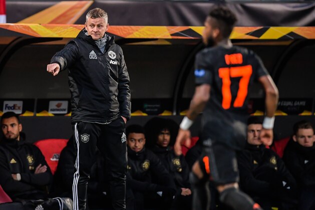 (L-R) coach Ole Gunnar Solskjaer of Manchester United, Frederico Rodrigues Santos ( Fred ) of Manchester United during the UEFA Europa League group L match between AZ Alkmaar and Manchester United at Cars Jeans stadium on October 03, 2019 in The Hague, The Netherlands(Photo by ANP Sport via Getty Images)