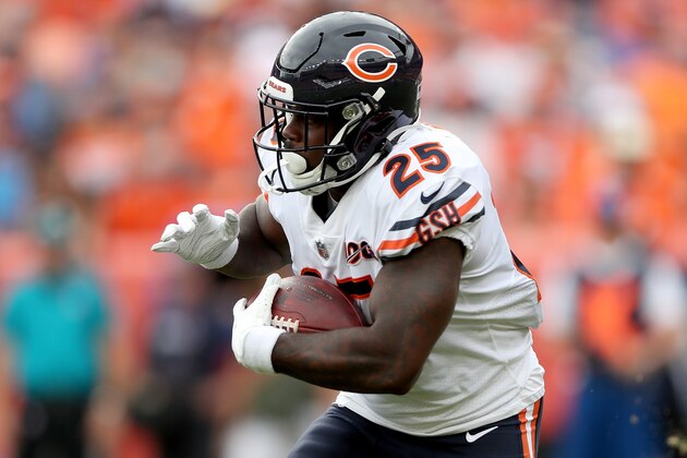 DENVER, COLORADO - SEPTEMBER 15: Mike Davis #25  of the Chicago Bears carries the ball against the Denver Broncos at Empower Field at Mile High on September 15, 2019 in Denver, Colorado. (Photo by Matthew Stockman/Getty Images)