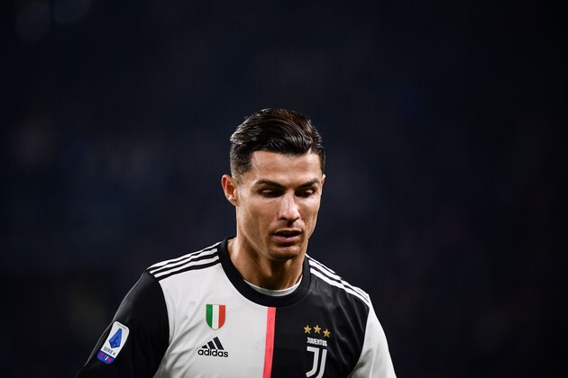 Juventus' Portuguese forward Cristiano Ronaldo leaves the pitch to be substituted during the Italian Serie A football match Juventus vs AC Milan on November 10, 2019 at the Juventus Allianz stadium in Turin. (Photo by Marco Bertorello / AFP) (Photo by MARCO BERTORELLO/AFP via Getty Images)
