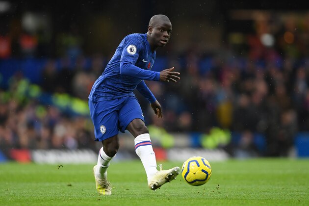 LONDON, ENGLAND - NOVEMBER 09: Ngolo Kante of Chelsea in action during the Premier League match between Chelsea FC and Crystal Palace at Stamford Bridge on November 09, 2019 in London, United Kingdom. (Photo by Mike Hewitt/Getty Images)