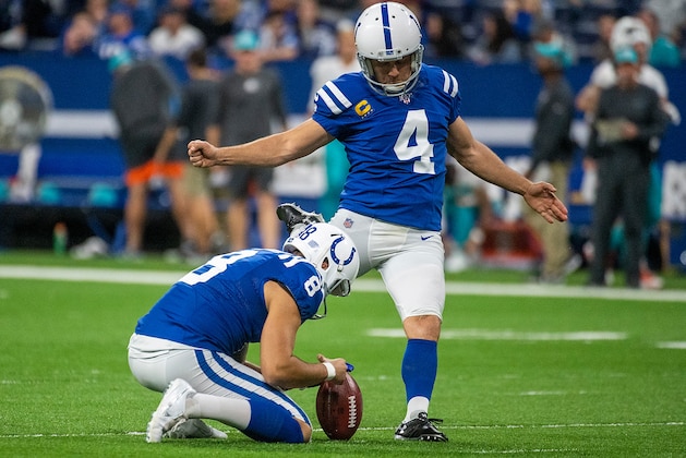 INDIANAPOLIS, IN - NOVEMBER 10: Adam Vinatieri #4 of the Indianapolis Colts kicks a field goal in the second quarter against the Miami Dolphins at Lucas Oil Stadium on November 10, 2019 in Indianapolis, Indiana. (Photo by Bobby Ellis/Getty Images)
