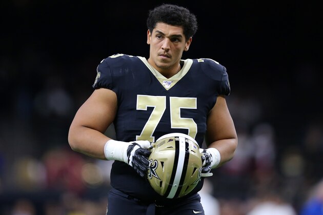 NEW ORLEANS, LOUISIANA - OCTOBER 27: Andrus Peat #75 of the New Orleans Saints reacts during a game against the Arizona Cardinals at the Mercedes Benz Superdome on October 27, 2019 in New Orleans, Louisiana. (Photo by Jonathan Bachman/Getty Images) NEW ORLEANS, LOUISIANA - OCTOBER 27: Andrus Peat #75 of the New Orleans Saints reacts during a game against the Arizona Cardinals at the Mercedes Benz Superdome on October 27, 2019 in New Orleans, Louisiana. (Photo by Jonathan Bachman/Getty Images)