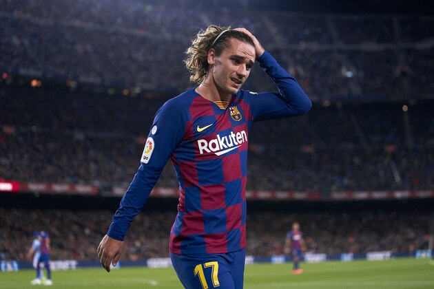 BARCELONA, SPAIN - NOVEMBER 09: Antoine Griezmann of FC Barcelona looks on during the Liga match between FC Barcelona  and RC Celta de Vigo at Camp Nou on November 09, 2019 in Barcelona, Spain. (Photo by Quality Sport Images/Getty Images)