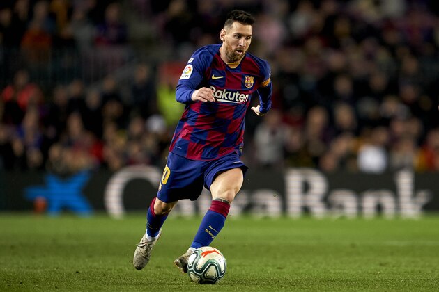 BARCELONA, SPAIN - NOVEMBER 09: Lionel Messi of FC Barcelona runs with the ball during the Liga match between FC Barcelona and RC Celta de Vigo at Camp Nou on November 09, 2019 in Barcelona, Spain. (Photo by Quality Sport Images/Getty Images) BARCELONA, SPAIN - NOVEMBER 09: Lionel Messi of FC Barcelona runs with the ball during the Liga match between FC Barcelona and RC Celta de Vigo at Camp Nou on November 09, 2019 in Barcelona, Spain. (Photo by Quality Sport Images/Getty Images)