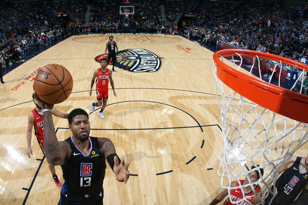 NEW ORLEANS, LA - NOVEMBER 14: Paul George #13 of the LA Clippers drives to the basket against the New Orleans Pelicans on November 14, 2019 at the Smoothie King Center in New Orleans, Louisiana. NOTE TO USER: User expressly acknowledges and agrees that, by downloading and or using this Photograph, user is consenting to the terms and conditions of the Getty Images License Agreement. Mandatory Copyright Notice: Copyright 2019 NBAE (Photo by Layne Murdoch Jr./NBAE via Getty Images)