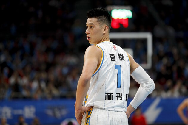 BEIJING, CHINA - NOVEMBER 06: Jeremy Lin #7 of Beijing Ducks in action during 2019/2020 CBA League - Beijing Ducks v Shandong West King at Beijing Wukesong Sport Arena on November 6, 2019 in Beijing, China. (Photo by Fred Lee/Getty Images)