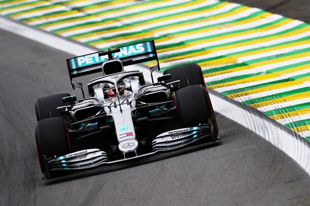 SAO PAULO, BRAZIL - NOVEMBER 15: Lewis Hamilton of Great Britain driving the (44) Mercedes AMG Petronas F1 Team Mercedes W10 on track during practice for the F1 Grand Prix of Brazil at Autodromo Jose Carlos Pace on November 15, 2019 in Sao Paulo, Brazil. (Photo by Mark Thompson/Getty Images)