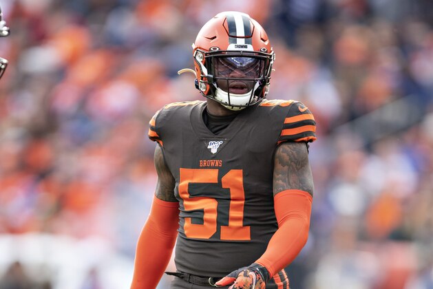 DENVER, CO - NOVEMBER 3:  Mack Wilson #51 of the Cleveland Browns looks over the offense during a game against the Denver Broncos at Broncos Stadium at Mile High on November 3, 2019 in Denver, Colorado.  The Broncos defeated the Browns 24-19.  (Photo by Wesley Hitt/Getty Images)