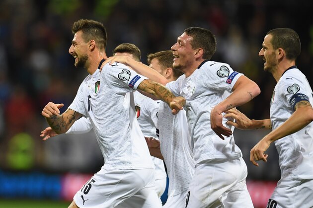 ZENICA, BOSNIA AND HERZEGOVINA - NOVEMBER 15:  Francesco Acerbi of Italy celebrates with Andrea Belotti of Italy after scoring the opening goal during the UEFA Euro 2020 Qualifier between Bosnia and Herzegovina and Italy on November 15, 2019 in Zenica, Bosnia and Herzegovina.  (Photo by Claudio Villa/Getty Images)