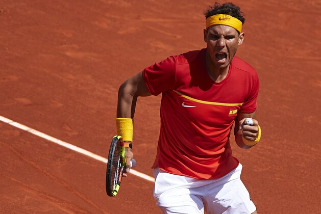 VALENCIA, SPAIN - APRIL 08:  Rafael Nadal of Spain celebrates a point against Alexander Zverev of Germany during day three of the Davis Cup World Group Quarter Final match between Spain and Germany at Plaza de Toros de Valencia on April 8, 2018 in Valencia, Spain.  (Photo by Manuel Queimadelos Alonso/Getty Images)